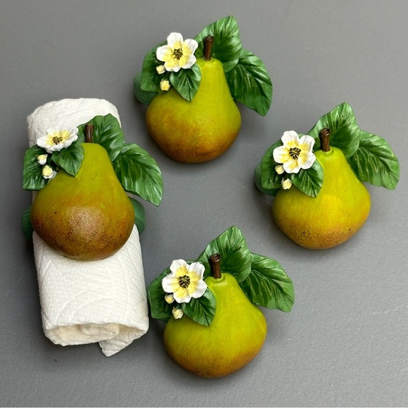 Other - Set of 4 Green Pears Napkin Rings